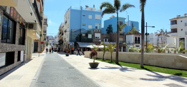 Concluye la obra de remodelación de C/ Zaragoza y del entorno de la Iglesia San José de Estepona (Málaga)